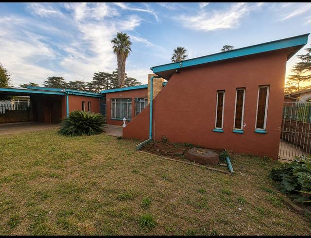 3 BEDROOM HOUSE FOR SALE IN VANDERBIJLPARK SE 1